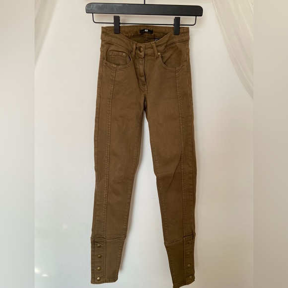 H&M Women’s Mid-Rise Skinny Jeans - Picture 4 of 8